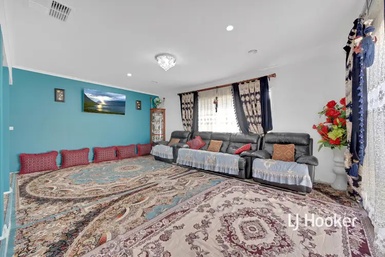 Sixth view of Homely house listing, 4 Cherrywood Way, Narre Warren South VIC 3805