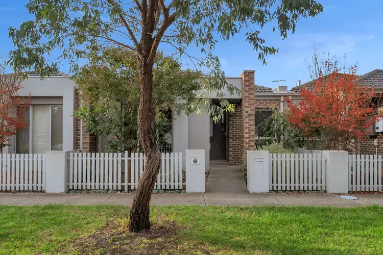 17 Passionfruit Crescent, Mernda VIC 3754