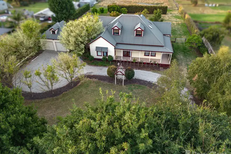 15 Greenhill Court, Bunyip VIC 3815