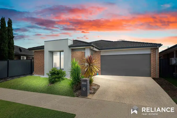 40 Birchmore Circuit