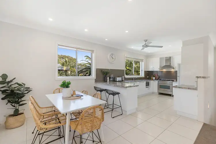 17 Moronga Street, Bateau Bay NSW 2261