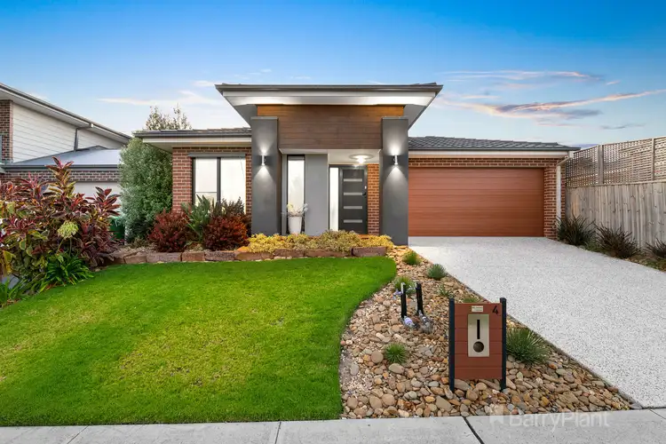 4 Mistover Grove, Officer VIC 3809