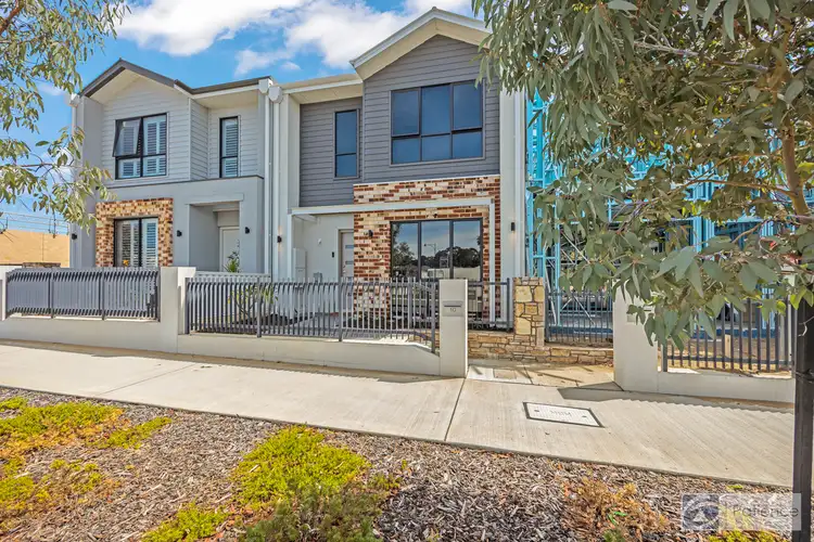 10 Overland Approach, Wanneroo WA 6065