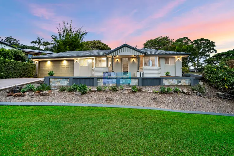 1 Tokai Court, Edens Landing QLD 4207