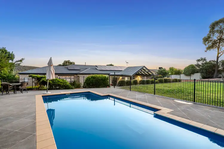 21 Murruba Place, Jerrabomberra NSW 2619