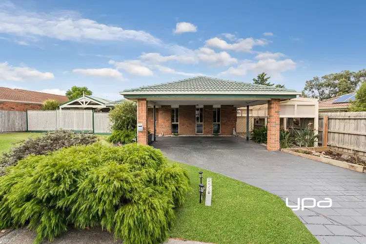 6 Hobson Court, Sunbury VIC 3429