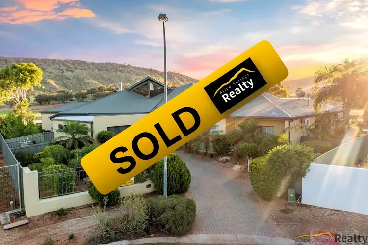 8 Higgins Court, Desert Springs NT 870