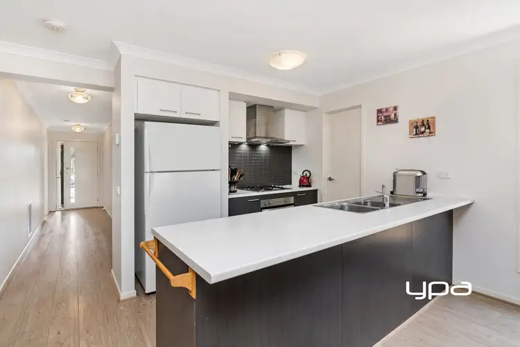 Second view of Homely house listing, 18 Geranium Drive, Sunbury VIC 3429