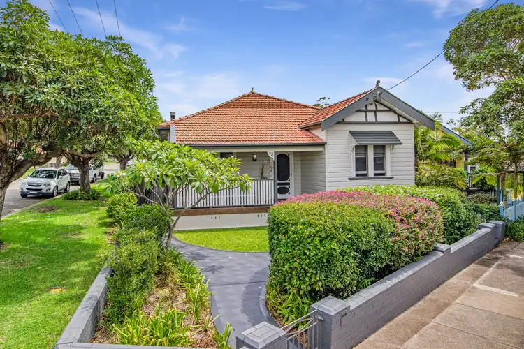 15 Orlando Road, Lambton NSW 2299