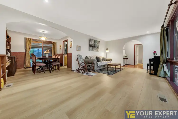 Fourth view of Homely house listing, 8 Pickersgill Court, Endeavour Hills VIC 3802