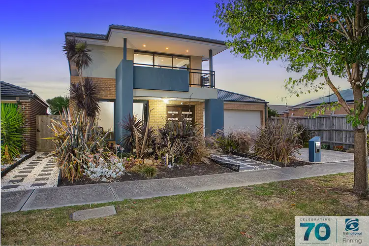 9 St Clair Avenue, Cranbourne West VIC 3977