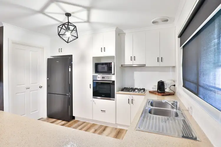 Sixth view of Homely house listing, 4 Risbey Court, Mildura VIC 3500