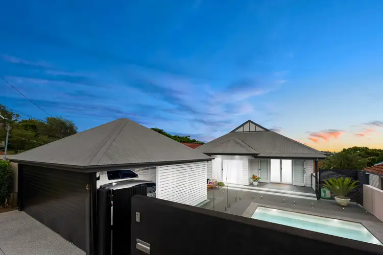 4 Pemberton Street, Tarragindi QLD 4121