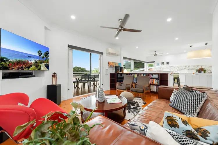 Second view of Homely house listing, 4 Pemberton Street, Tarragindi QLD 4121
