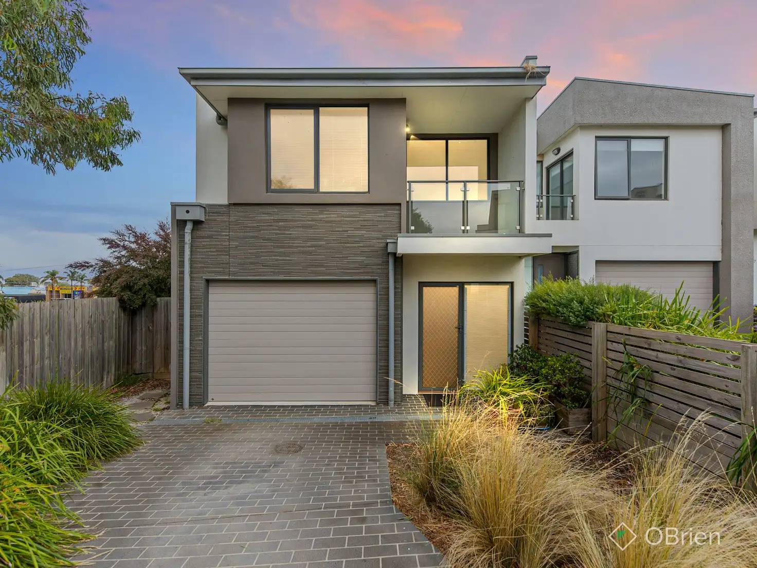 Main view of Homely townhouse listing, 33 Jumbuck Circuit, Carrum Downs VIC 3201