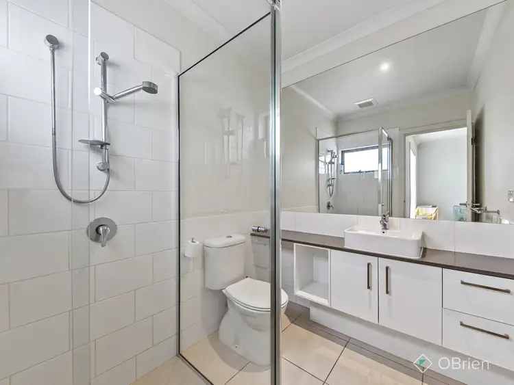 Fifth view of Homely townhouse listing, 33 Jumbuck Circuit, Carrum Downs VIC 3201