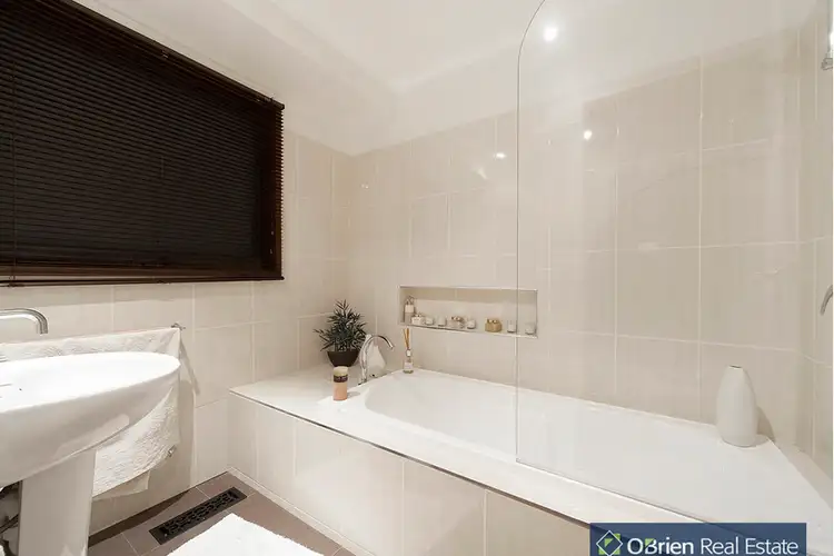 Sixth view of Homely house listing, 1 Stephens Close, Endeavour Hills VIC 3802