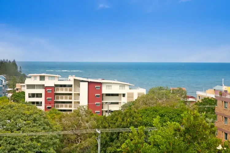 2/17 Canberra Terrace, Kings Beach QLD 4551