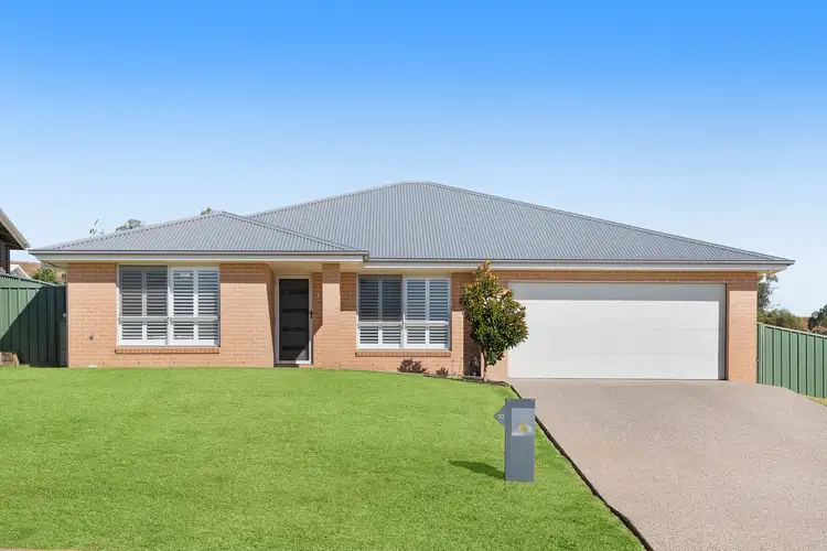 50 Banjo Paterson Avenue