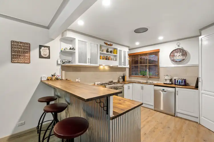 Sixth view of Homely house listing, 3 Kalina Court, Kilsyth VIC 3137