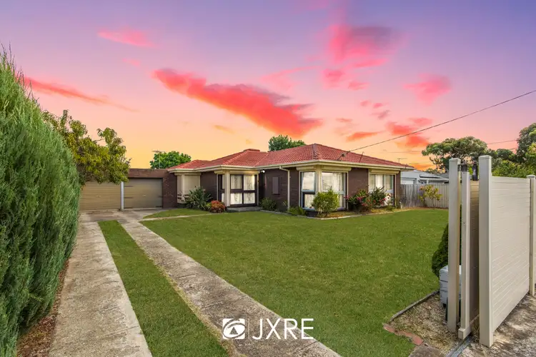 15 Orloff Close, Clayton South VIC 3169