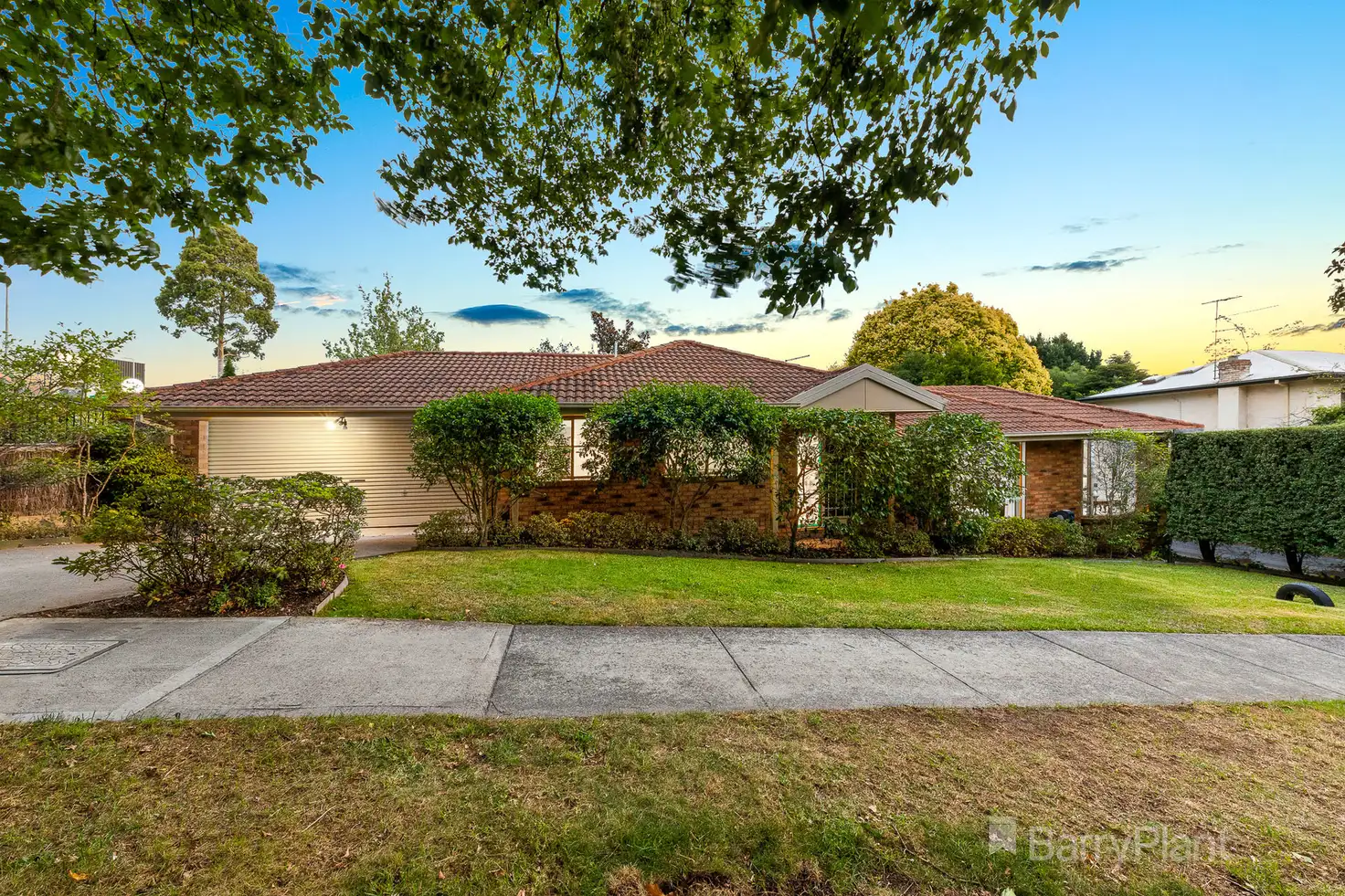 Main view of Homely unit listing, 1/50 Langmore Lane, Berwick VIC 3806