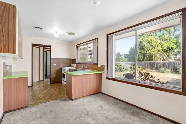 Sixth view of Homely house listing, 10 Lentara Crescent, Wyndham Vale VIC 3024