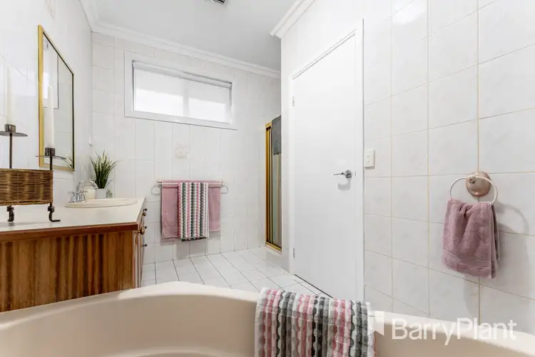 Sixth view of Homely house listing, 25 Highview Crescent, Macleod VIC 3085