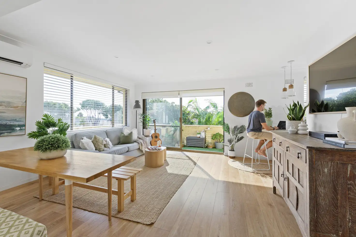Main view of Homely apartment listing, 10/18 Wheeler Parade, Dee Why NSW 2099