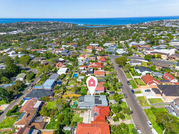 Fourth view of Homely house listing, 10 Karoola Street, Narraweena NSW 2099