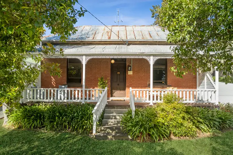 94 Bailey Street, Clunes VIC 3370