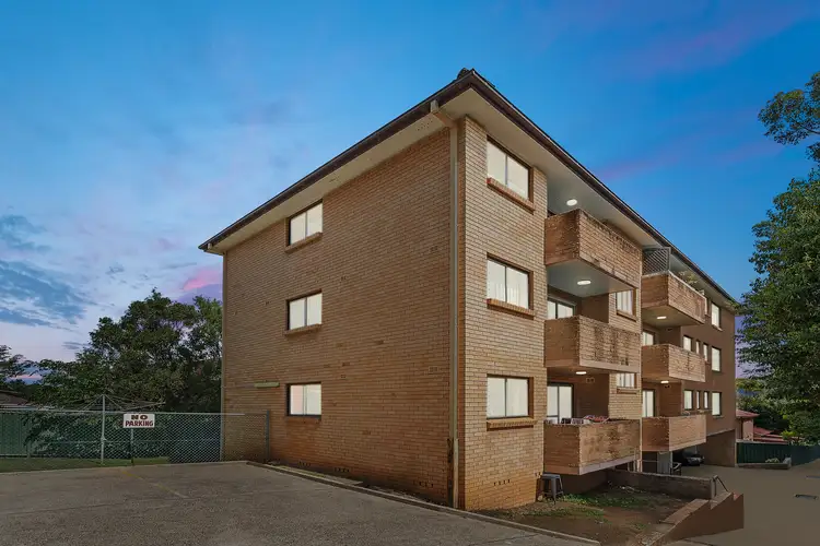 7/28 Moore Street, Campbelltown NSW 2560