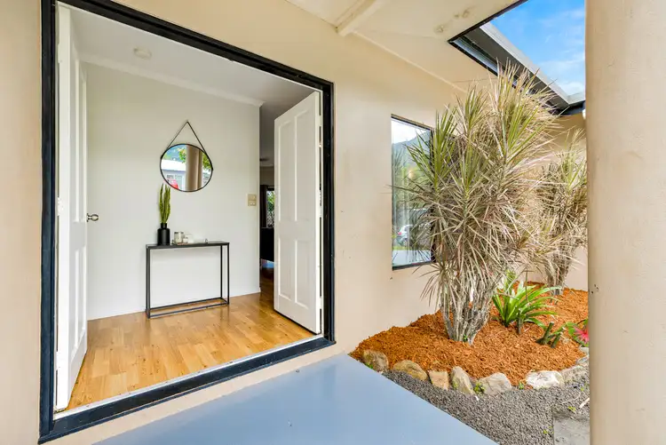 16 Moth Close, Edmonton QLD 4869