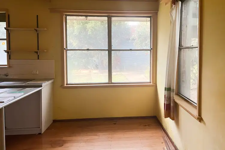 Sixth view of Homely house listing, 4 Gabonia Avenue, Watsonia VIC 3087
