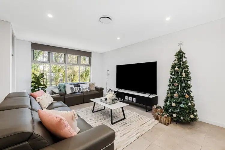 104/25 Regent Honeyeater Grove, North Kellyville NSW 2155