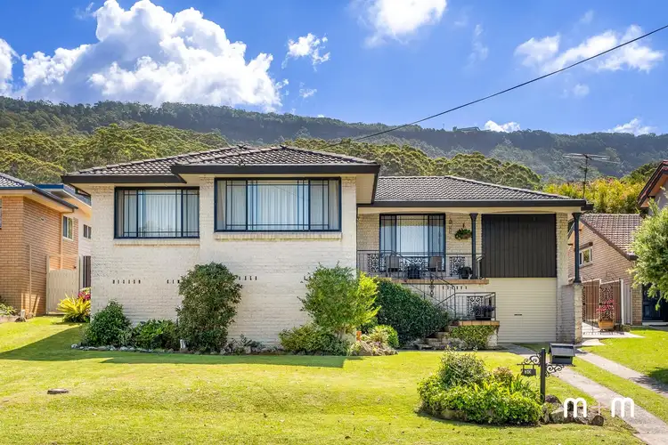 30 Jennifer Crescent, Thirroul NSW 2515