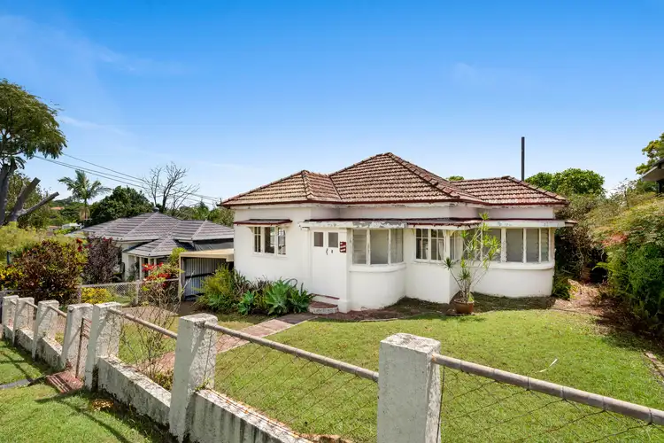 75 Crump Street, Holland Park West QLD 4121