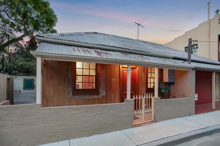 4 Thomas Street, Mcmahons Point NSW 2060