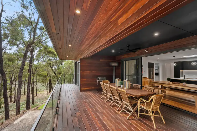 27 Bimbadeen Drive, Fairhaven VIC 3231