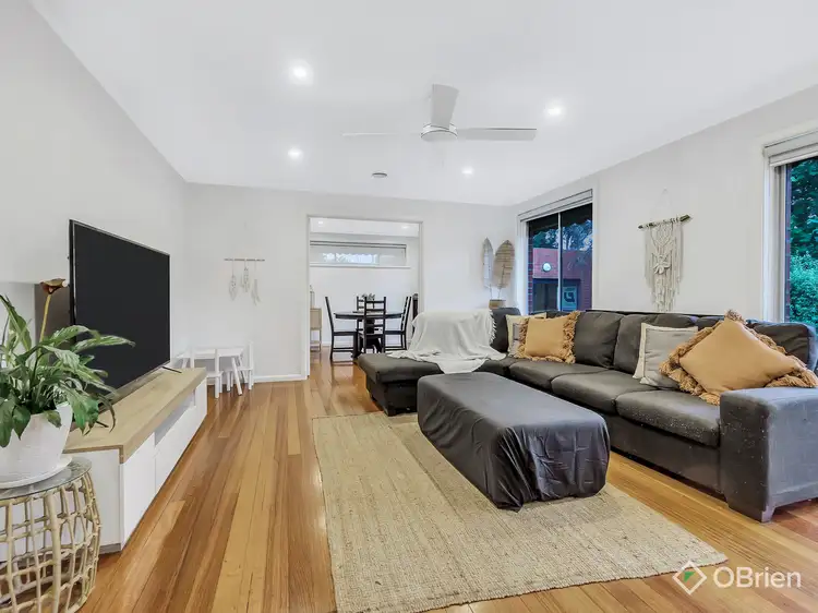 29 Houlder Avenue, Junction Village VIC 3977