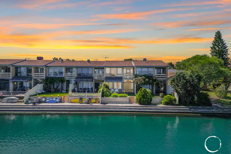 12/39 Lochside Drive, West Lakes SA 5021
