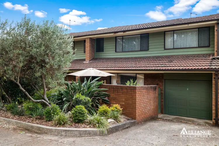 4/50 Vega Street