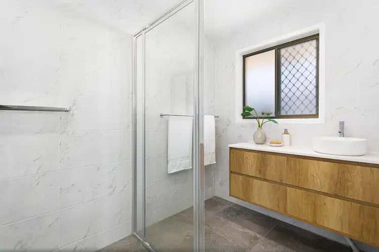 Fourth view of Homely semi-detached listing, 1/23 Walnut Street, Elanora QLD 4221
