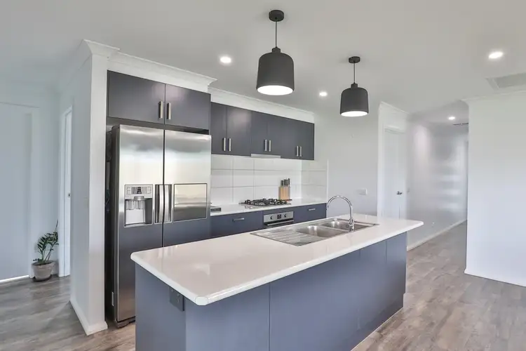 Second view of Homely house listing, 7 Oleander Court, Mildura VIC 3500