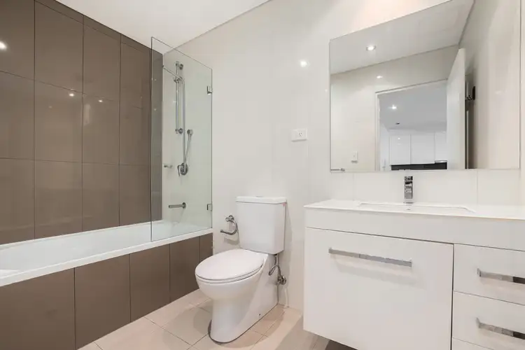 Sixth view of Homely apartment listing, 8/14-16 Redman Road, Dee Why NSW 2099