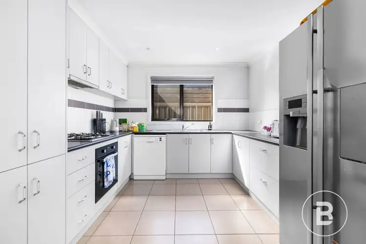 Fifth view of Homely house listing, 15 Ashwood Gardens, Mitchell Park VIC 3355