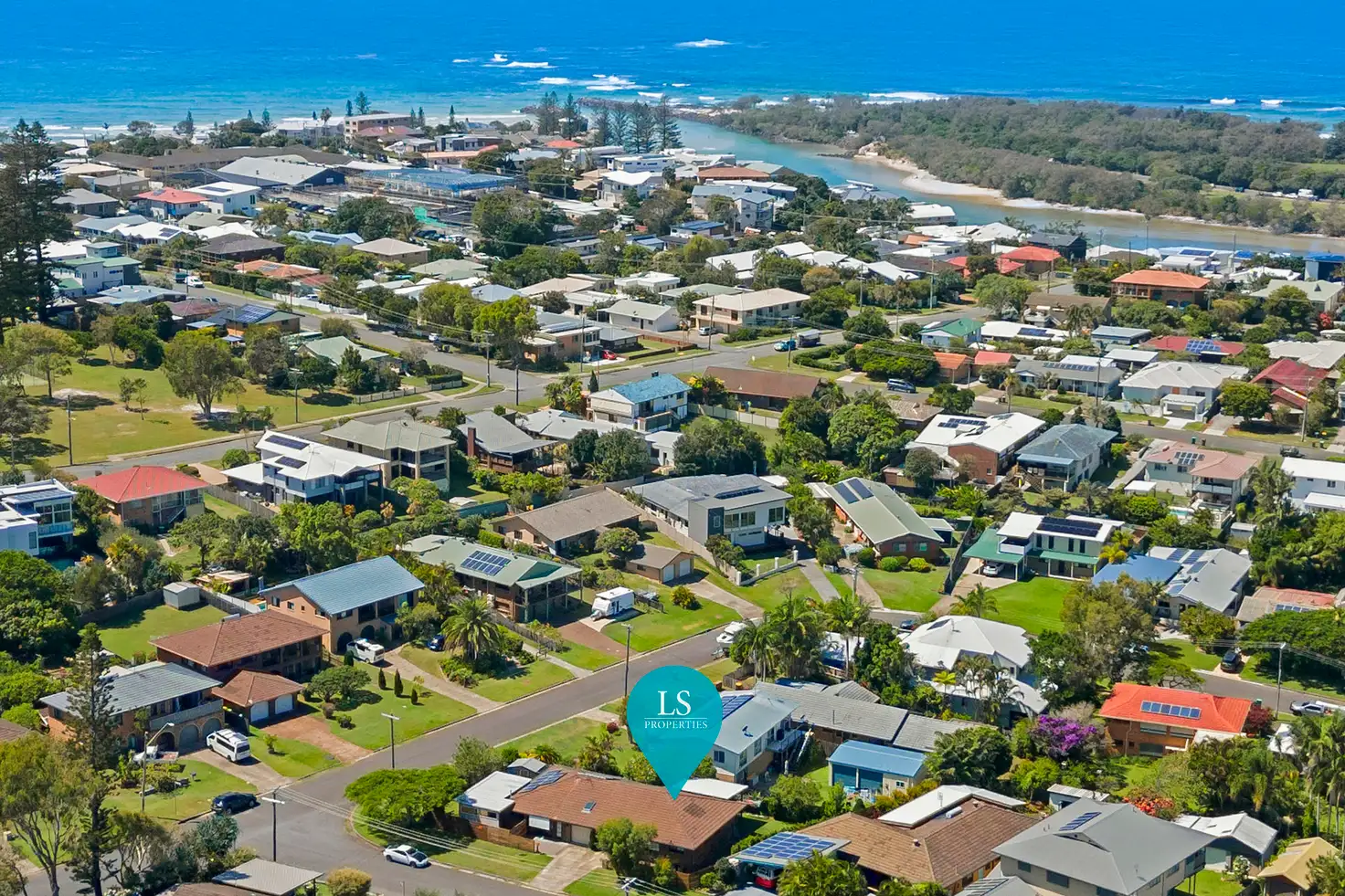 Main view of Homely semi-detached listing, 2/30 Gibson Street, Kingscliff NSW 2487
