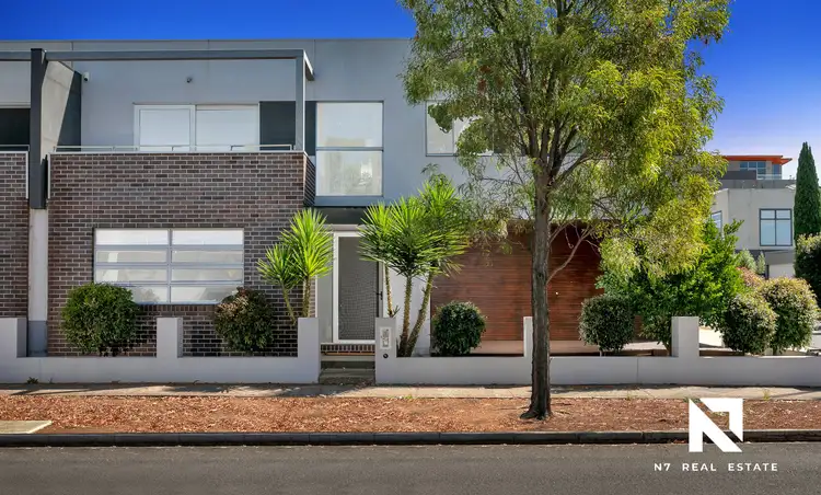 4 Greville Street, Caroline Springs VIC 3023