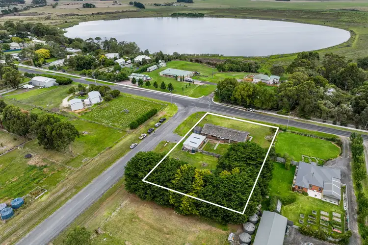 1548 Warrnambool-Caramut Road, Winslow VIC 3281