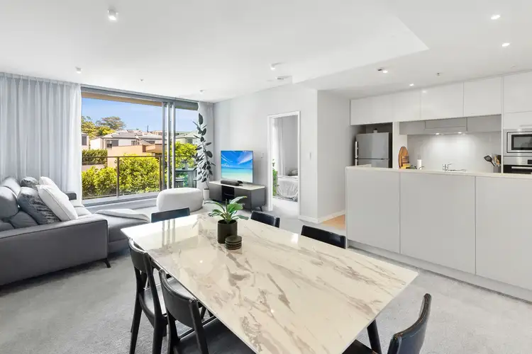 Main view of Homely unit listing, 301/3 Sylvan Avenue, Balgowlah NSW 2093